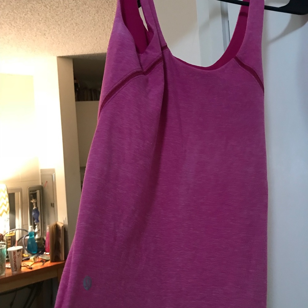 Lululemon - Picture 2 of 4